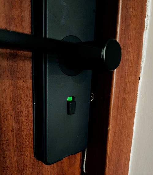 自從安裝了VOC智能門(mén)鎖X6，出門(mén)再也不怕忘記帶鑰匙了